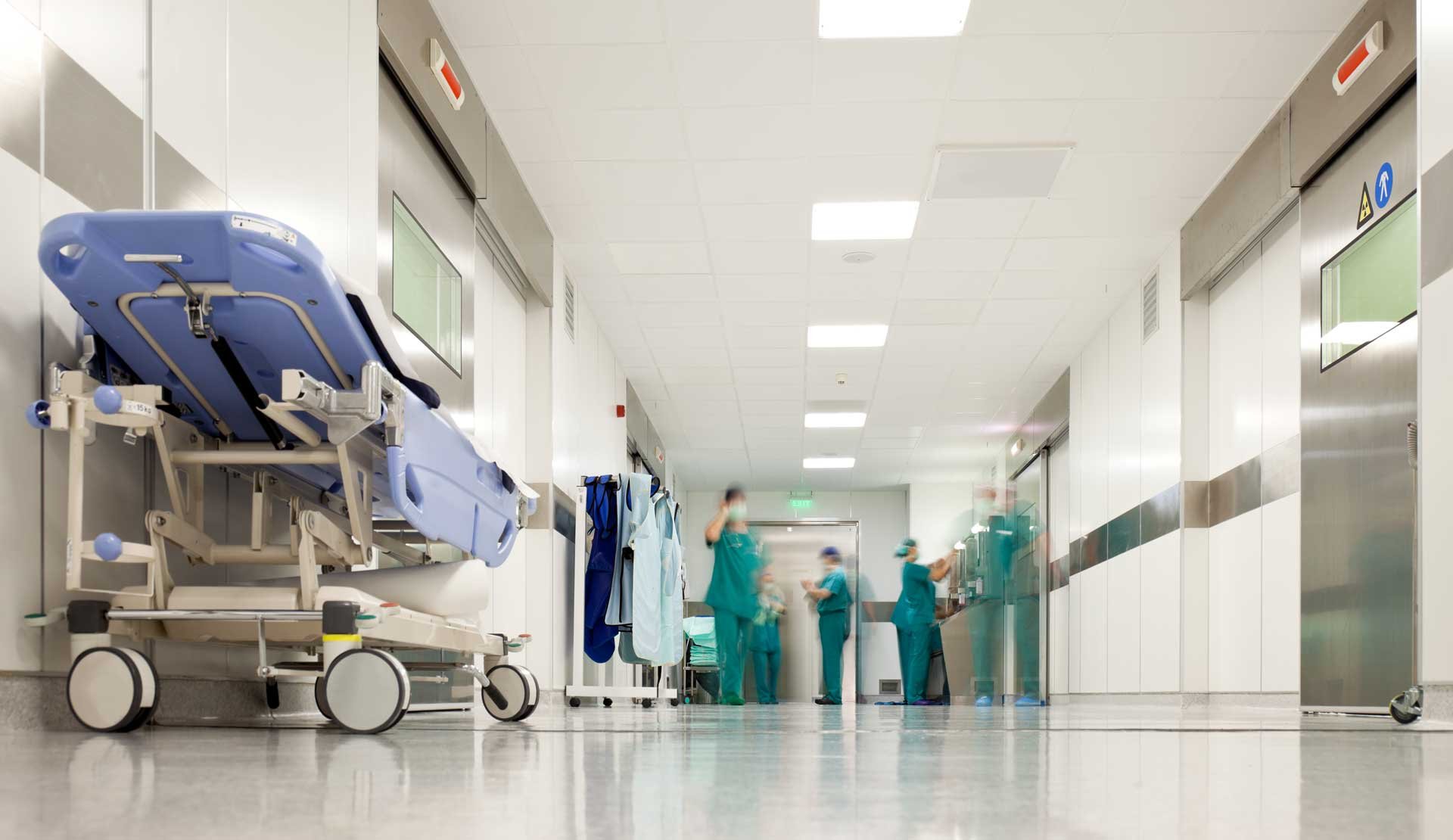 busy_hospital_hallway