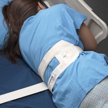 1231-4_rollbelt_patient_side_920x920_0