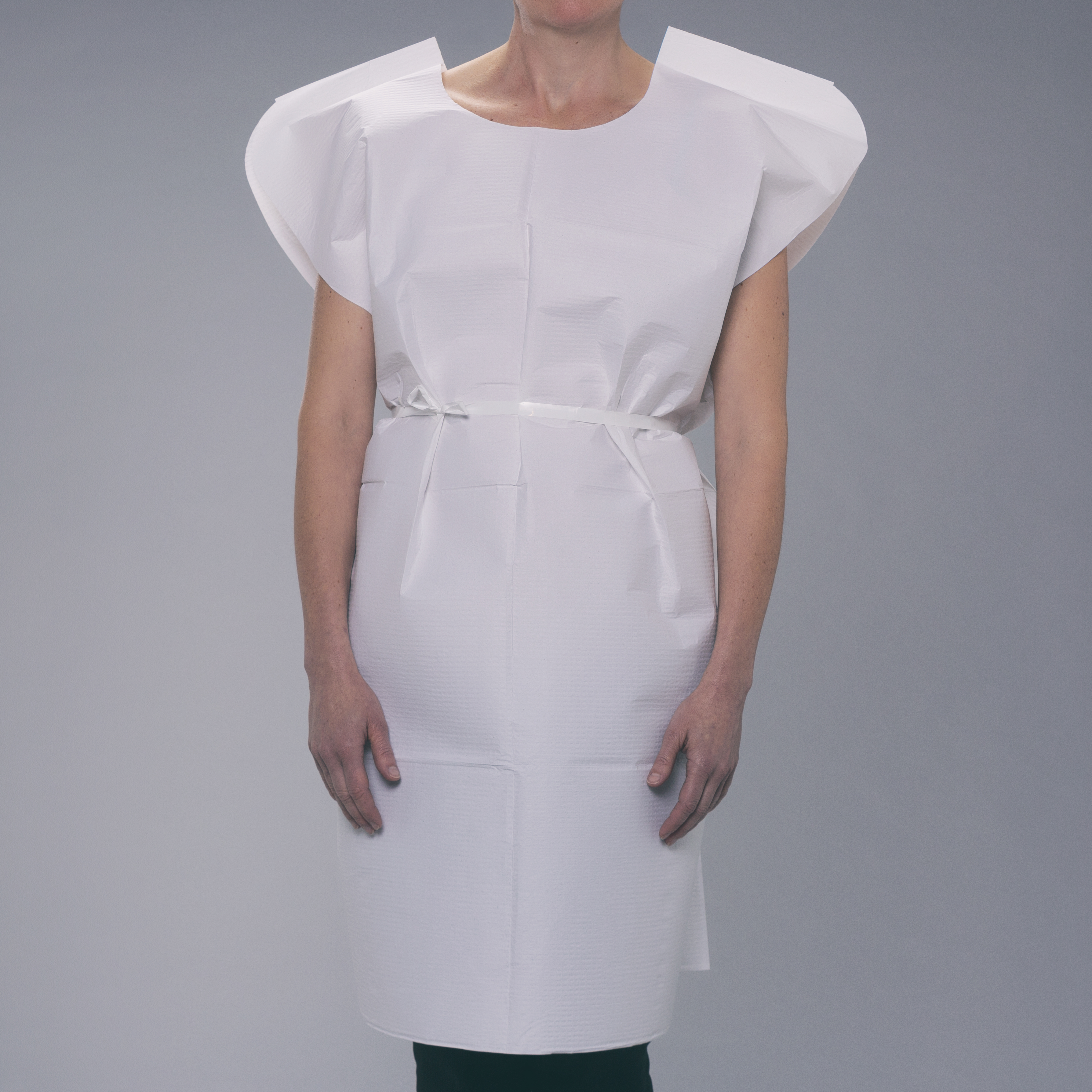 REA COMPANY Patient Gowns Combo5 Disposable Isolation Gowns  10 Shoe  Covers  5 Bouffant Caps Medical Gowns American CompanyMammogram GownLab  GownsHospital Gowns for Women and MenPPE  Amazonin Industrial   Scientific